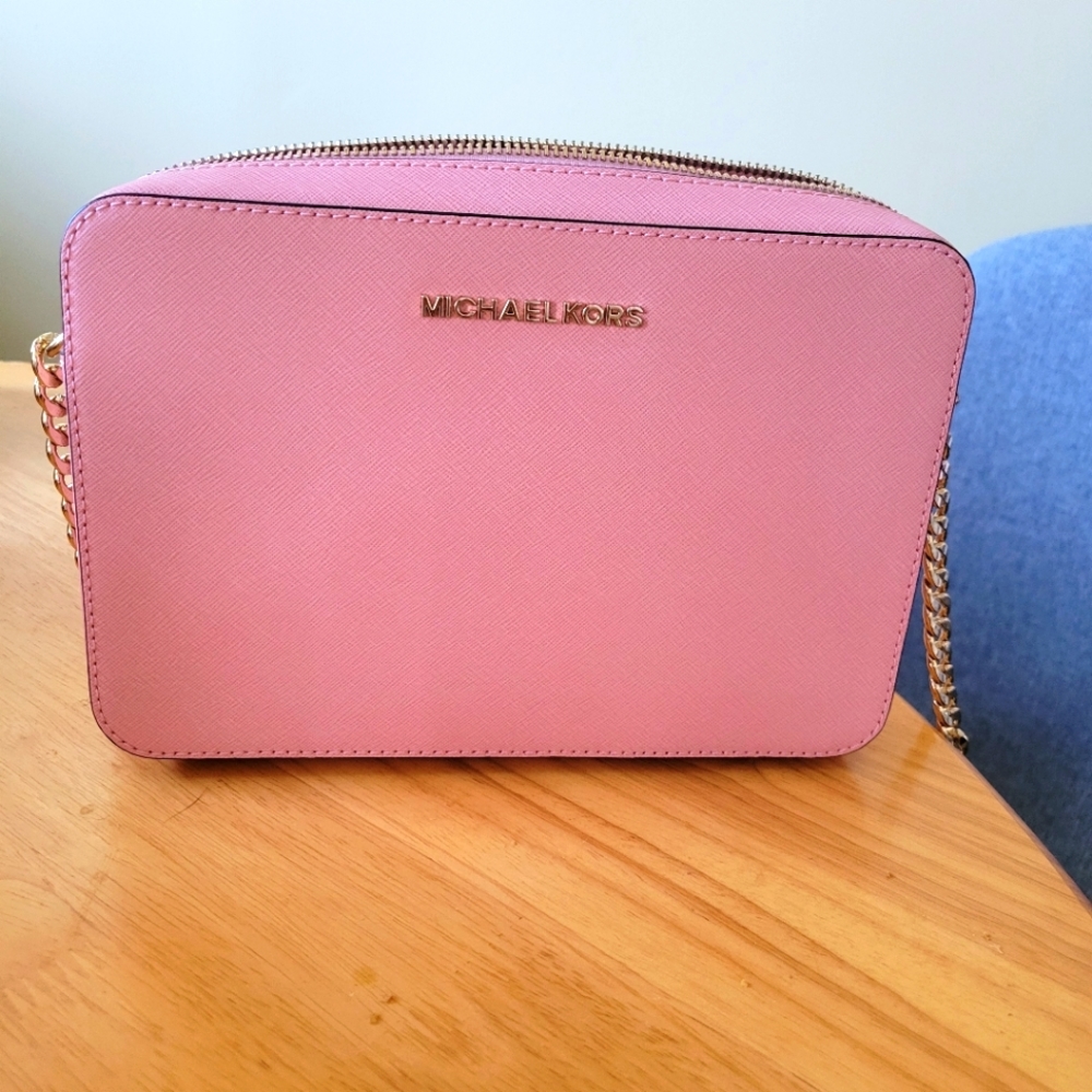 Michael Kors crossbody,pink, hand bag purse
